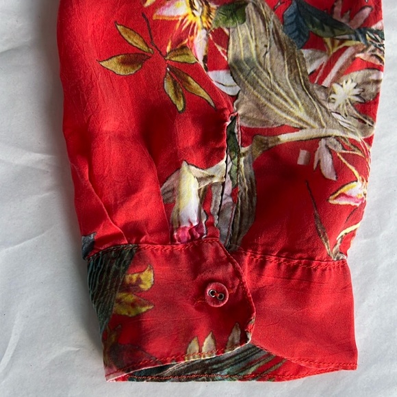 Johnny Was Sheer Button Front Red Multi Color Roll Sleeve Tunic Size L - Picture 9 of 13